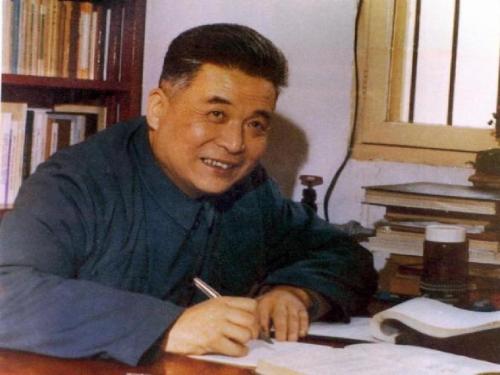 开云在线登陆入口轻钢别墅龙骨设备厂家