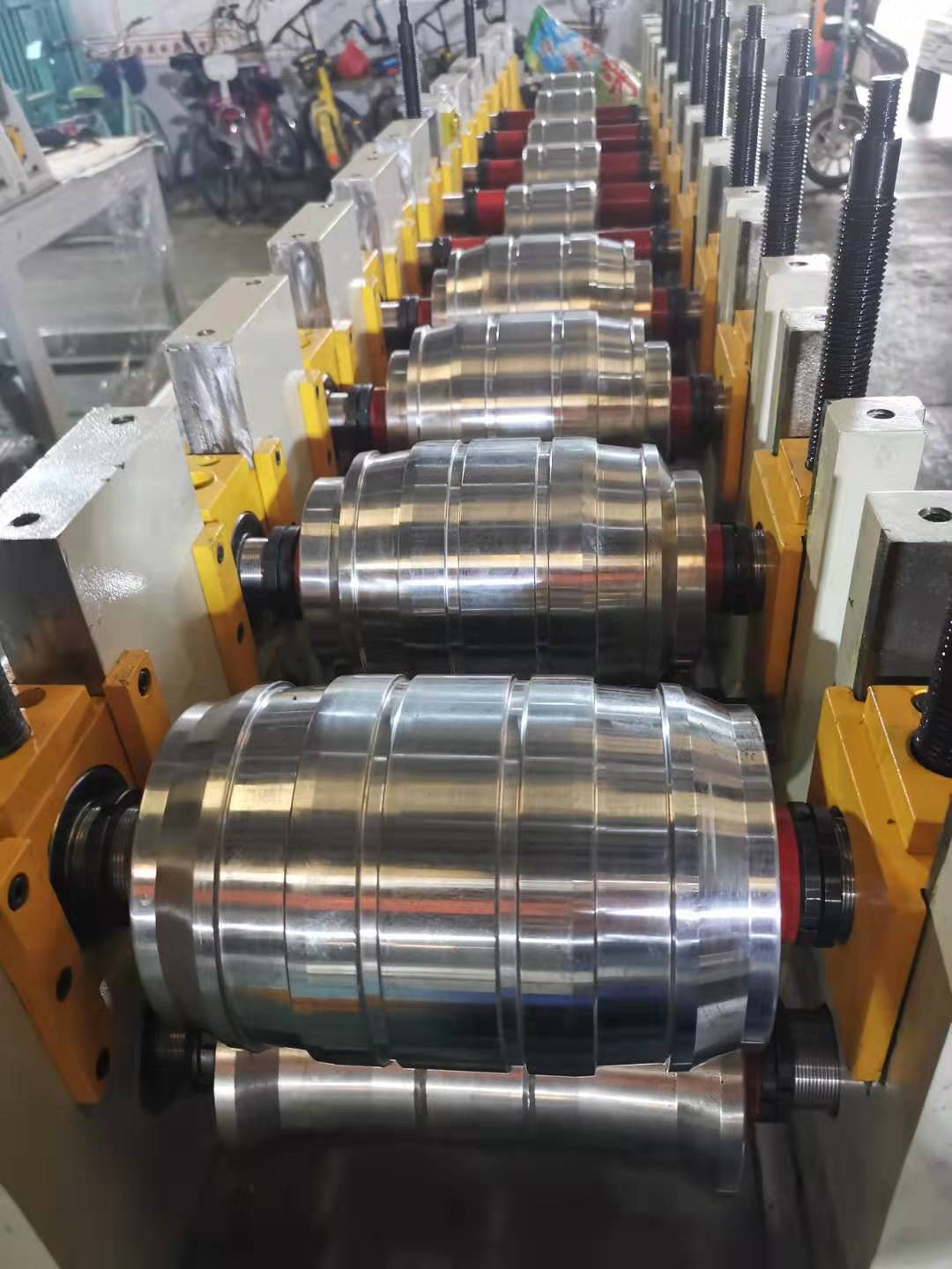 开云在线登陆入口轻钢别墅龙骨设备